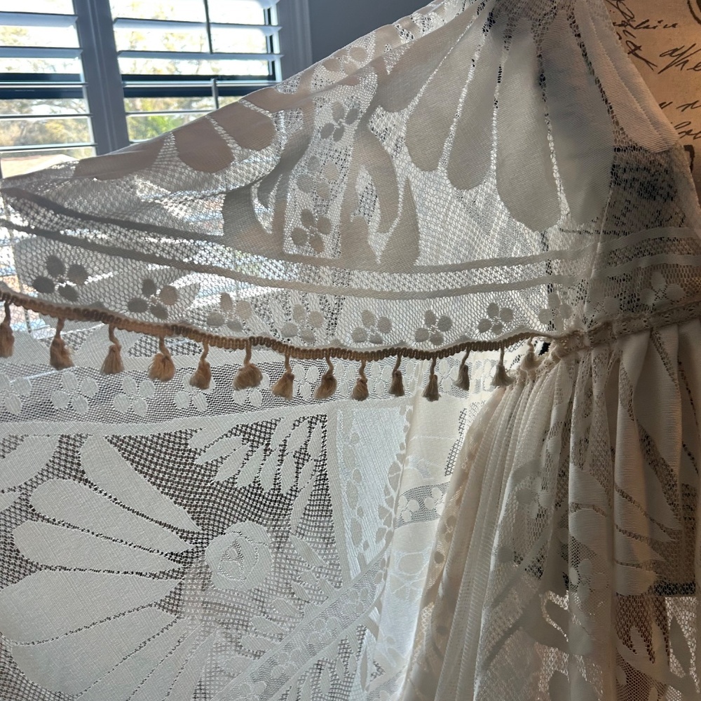 Maternity Wedding/Photoshoot Dress Cream Lace and Adjustable Waist Hand Made - Picture 9 of 13